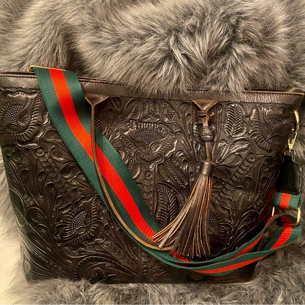 STUNNING HAND TOOLED GENUINE LEATHER BAG